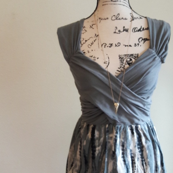 Converse Dresses & Skirts - Converse women's dress size M